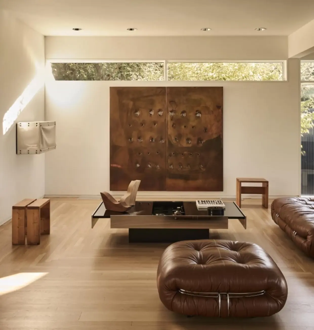 Lucio Fontana's work displayed in Sassoon's Cincinnati house