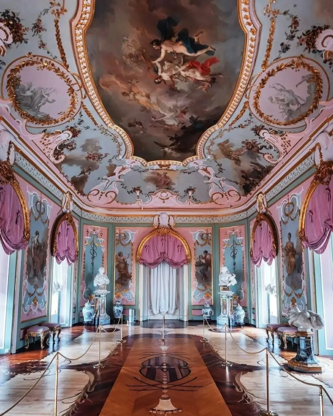 Chinoiserie Dream: Exotic East in Imperial Russia