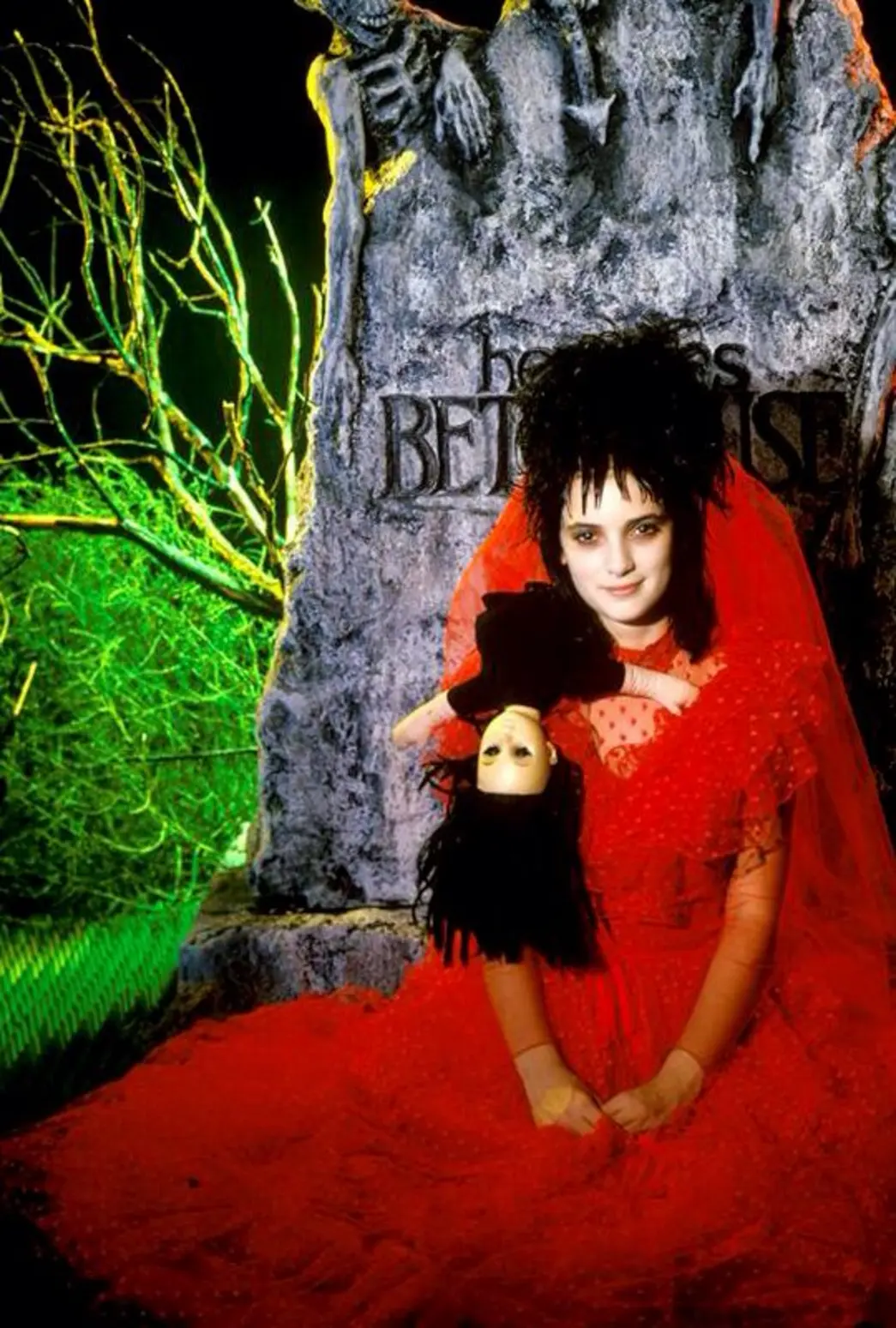 Winona Ryder in Beetlejuice (1988) Winona Ryder in Beetlejuice (1988)