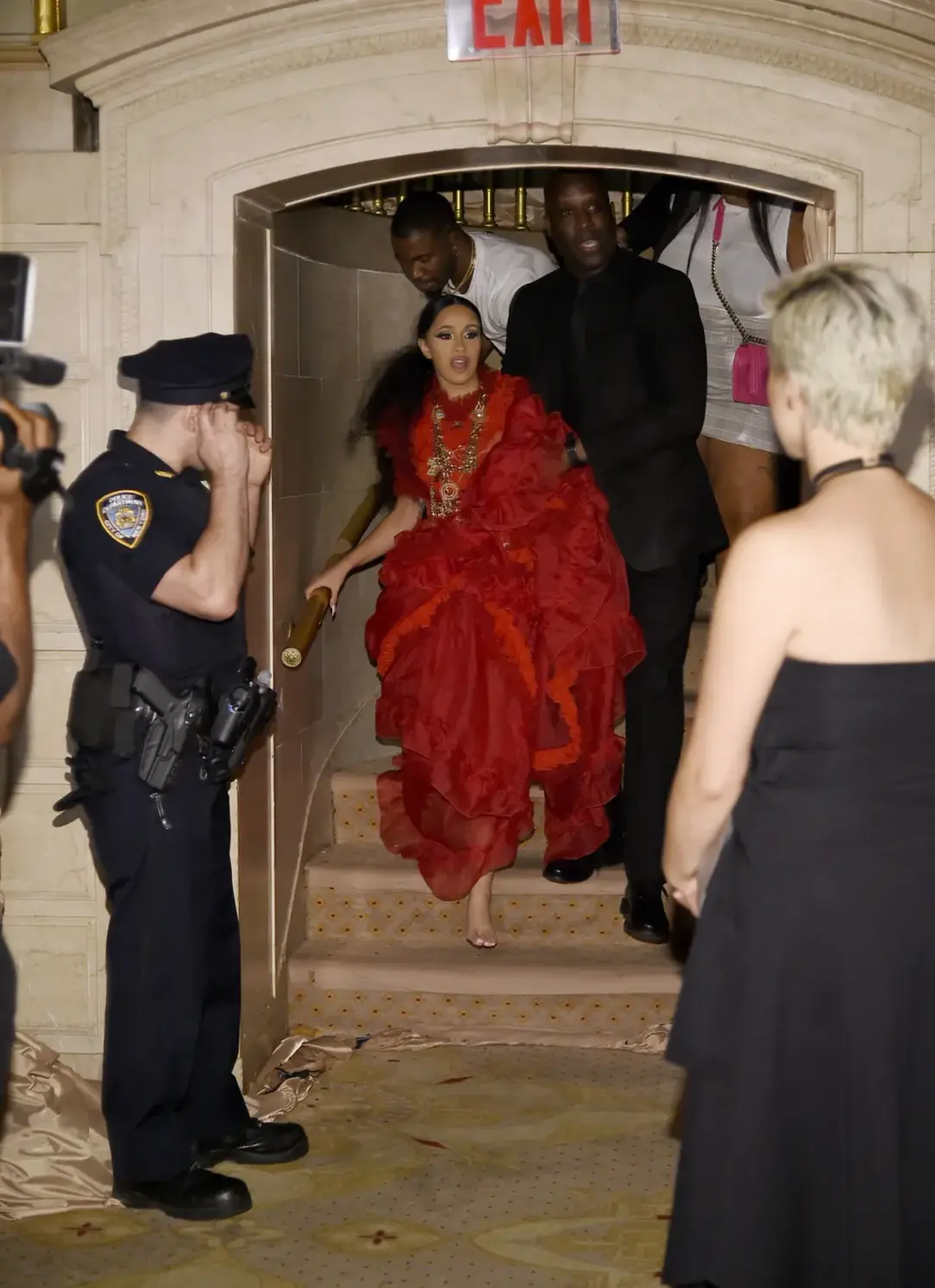 Cardi B leaving the Harper's BAZAAR ICONS at The Plaza Hotel barefoot Cardi B leaving the Harper's BAZAAR ICONS at The Plaza Hotel barefoot