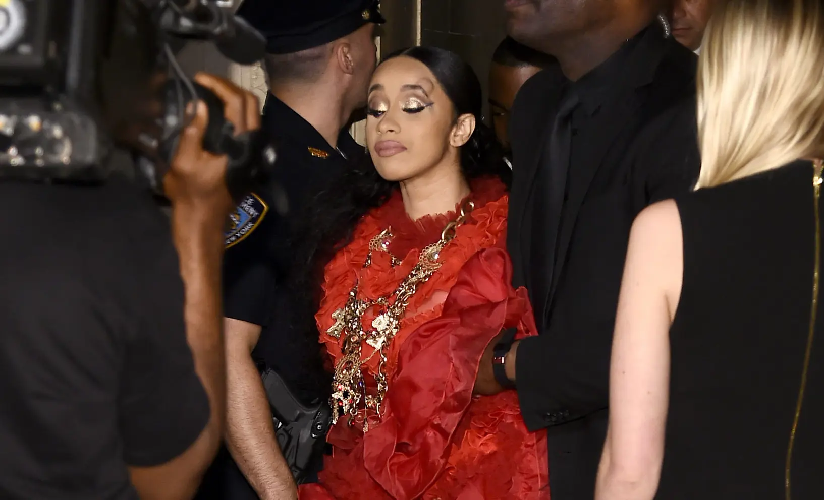 Cardi B leaving the Harper's BAZAAR ICONS party with a bump on her forehead Cardi B leaving the Harper's BAZAAR ICONS party with a bump on her forehead