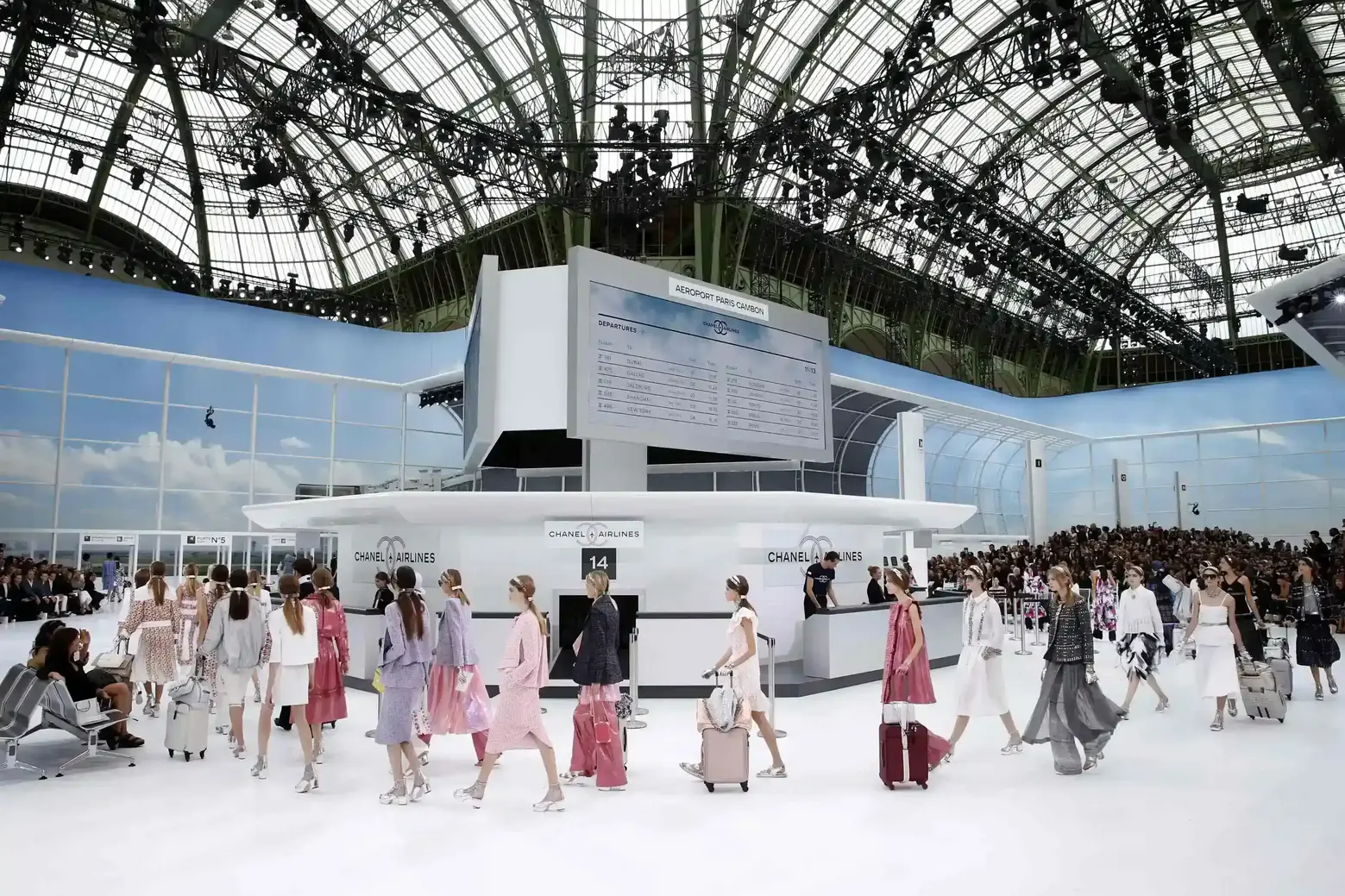 Chanel Spring/Summer Ready-to-Wear 2016: Airlines