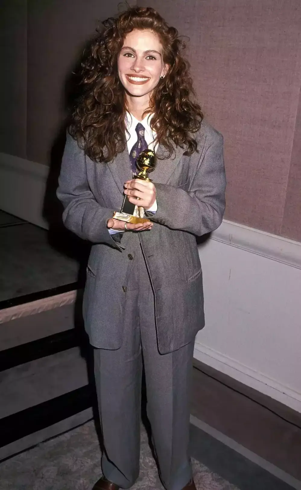 Julia Roberts at the 1990 Golden Globes