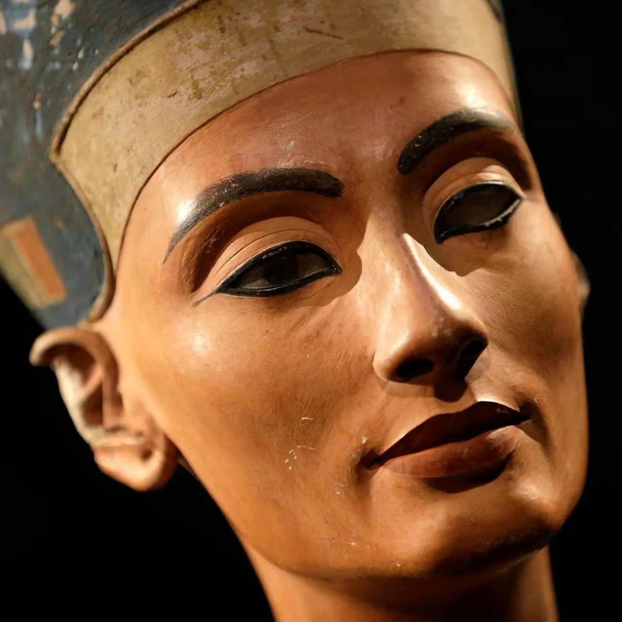 The bust of Nefertiti at the Neues Museum in Berlin