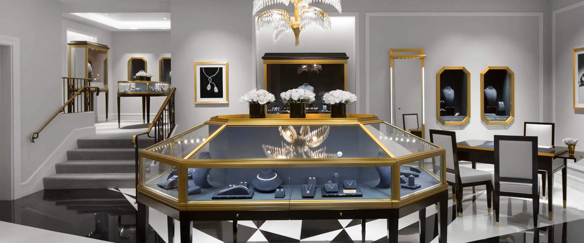 Harry Winston boutique on Avenue Montaigne