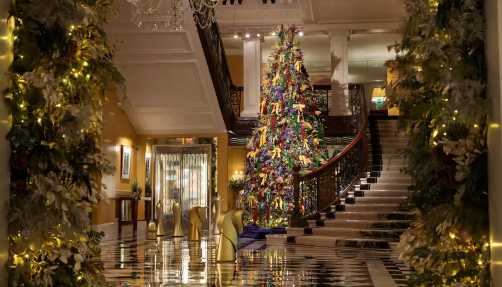 Claridge’s Christmas tree