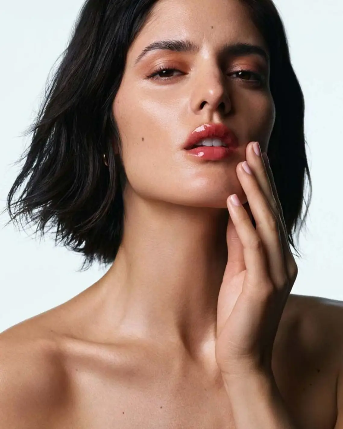 Plump lip look Uses of Concealer: Plump lip look