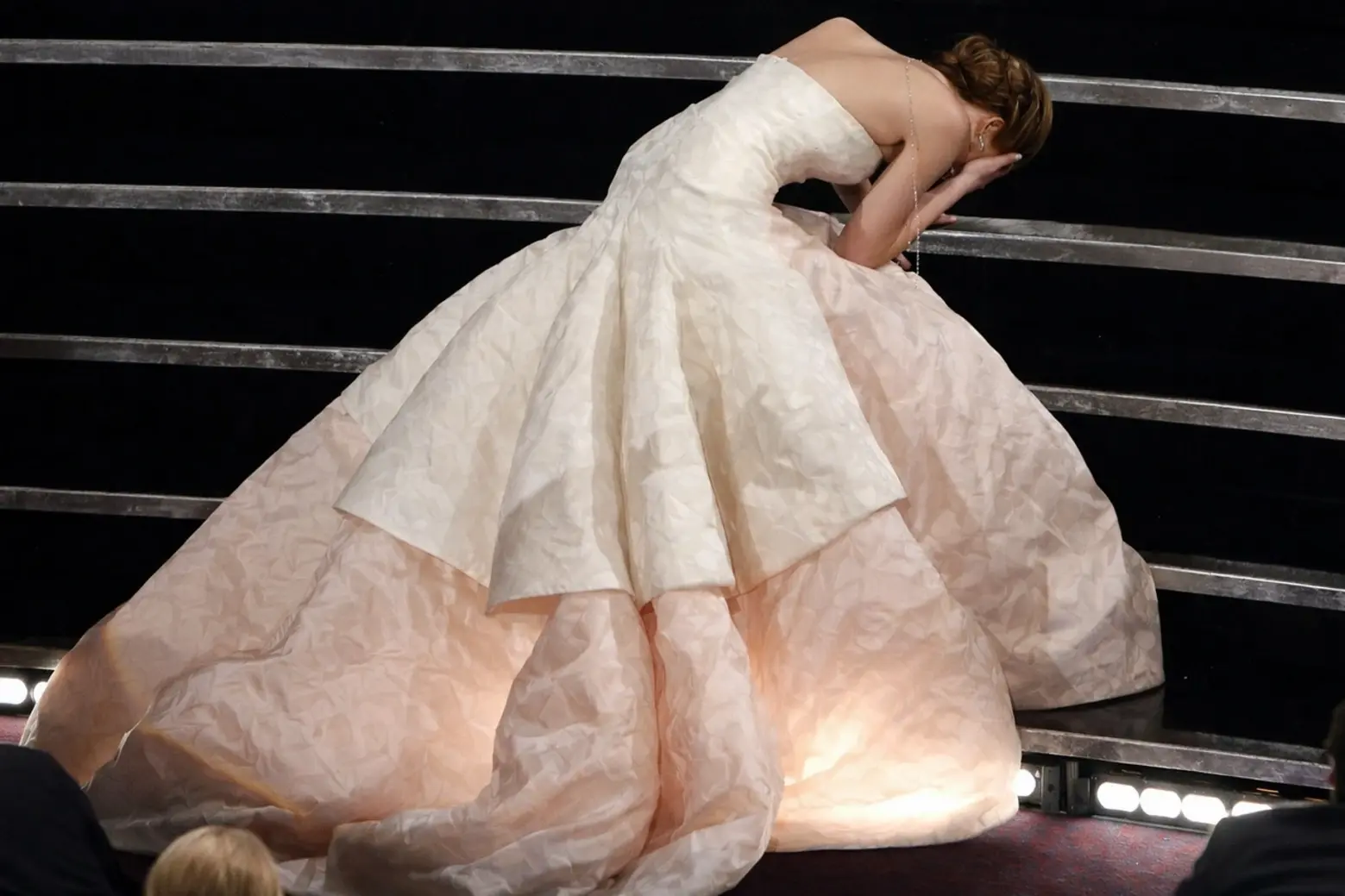 Jennifer Lawrence Stripping Over Her Dior Haute Couture Dress by Raf Simons at Oscars 2013 Raf Simons Left Dior