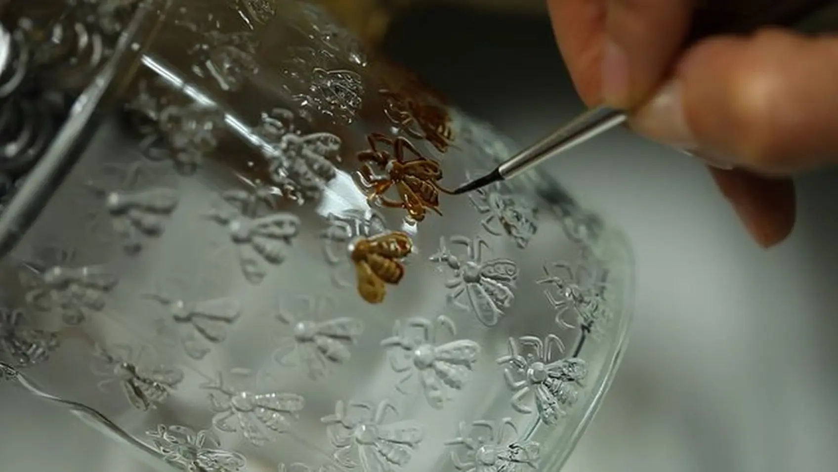 Handcrafted perfume bottle design Artistry of Perfume Bottles Handcrafted perfume bottle design