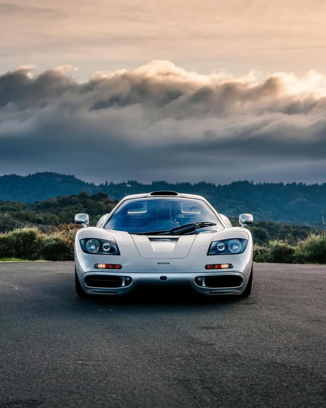 McLaren F1 Arrives in Monaco