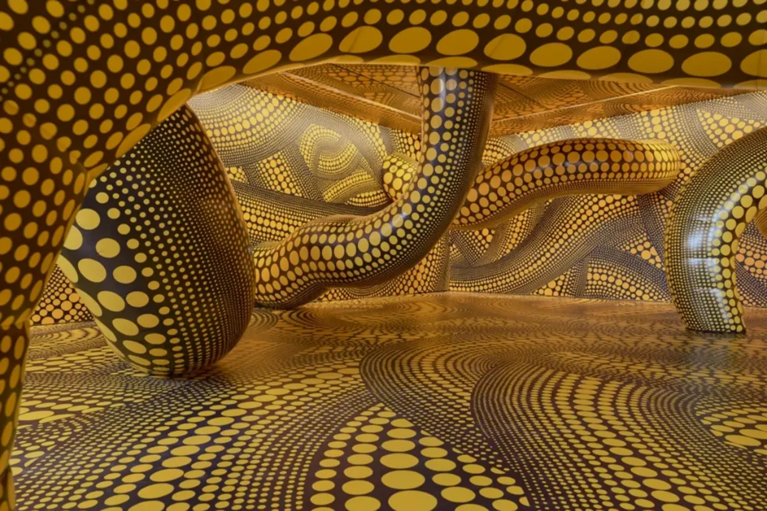 The Hope of the Polka Dots Buried in Infinity Will Eternally Cover the Universe (2019/2024) Yayoi Kusama’s first Swiss retrospective