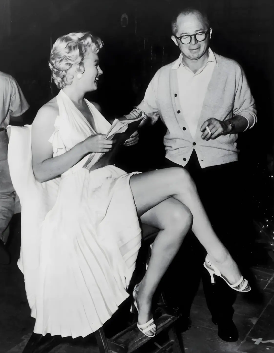 Marilyn Monroe and William Travilla on the set
