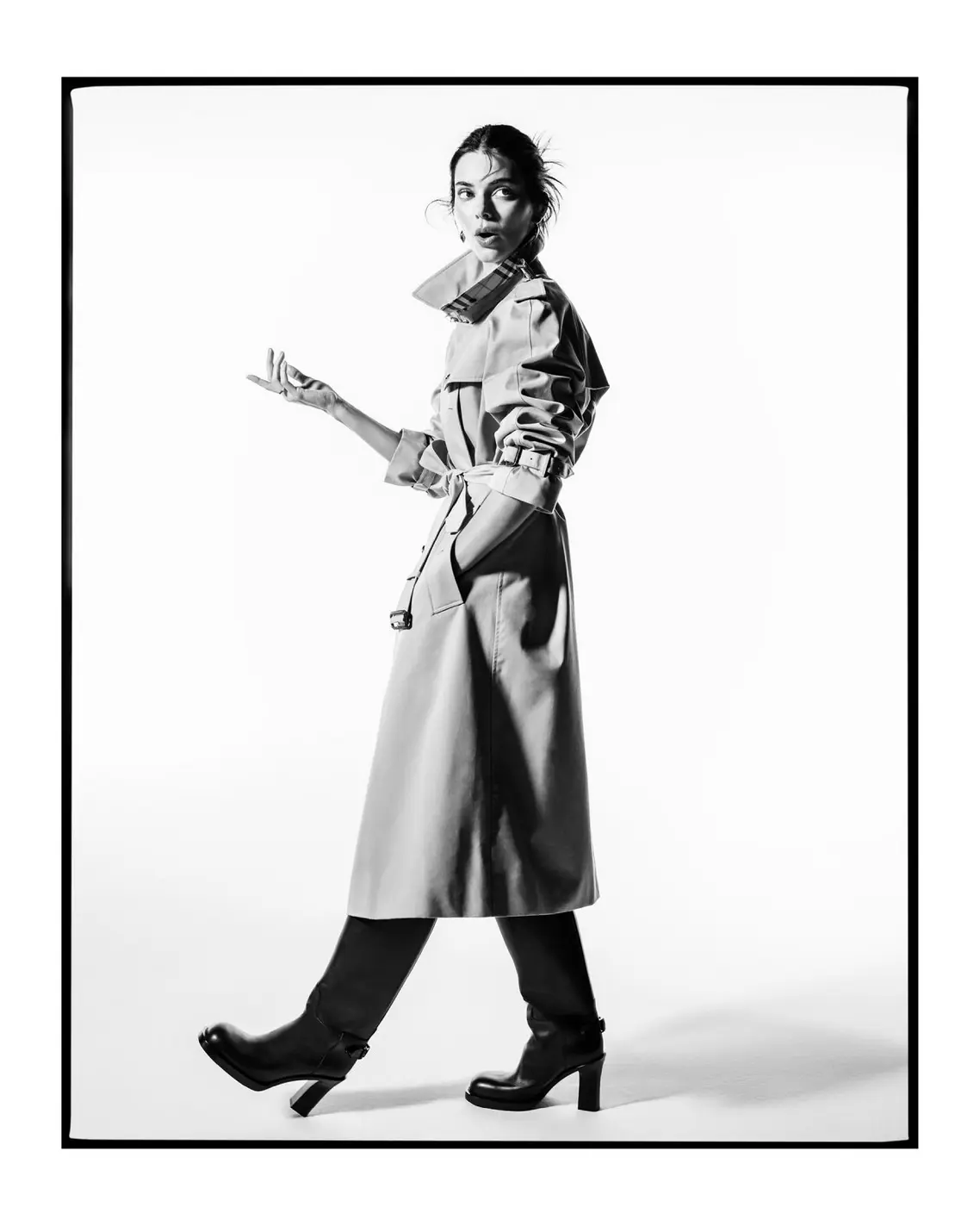 Burberry Launched “The Trench, Portraits of an Icon” 