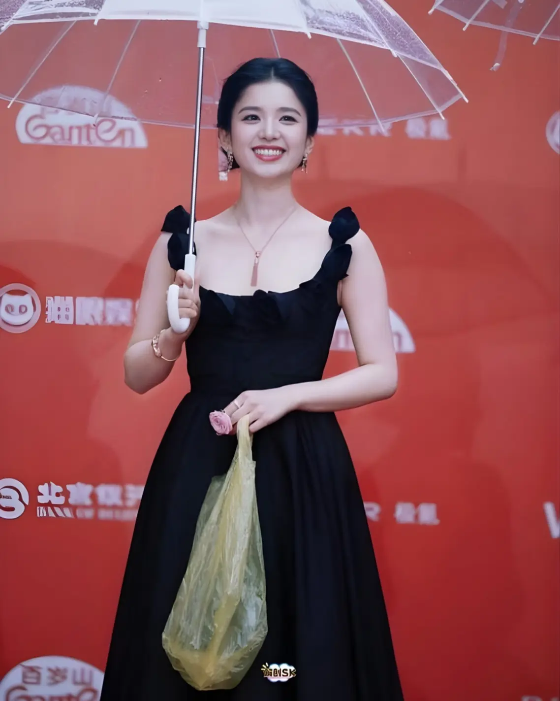 Zhang Jingyi Balenciaga bag