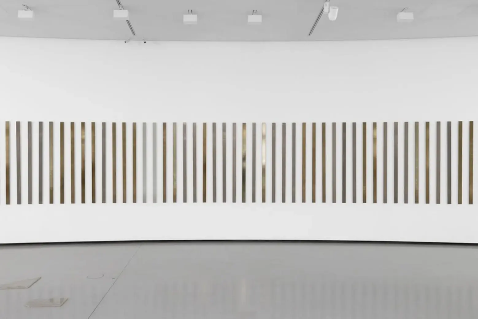 Liz Deschenes, FPS (60), 2018, Exhibition view Persistence of Vision