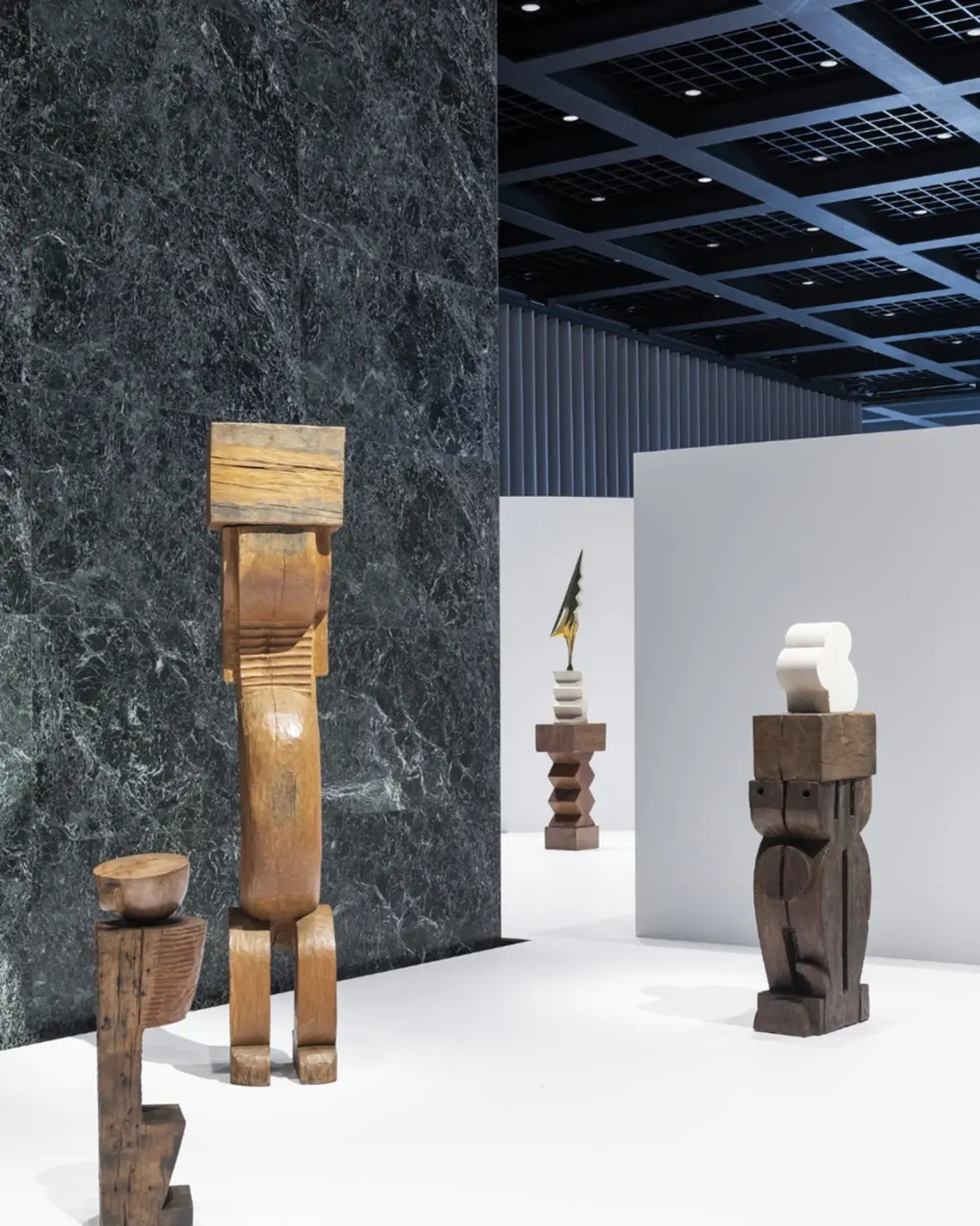 Brâncuși in Berlin Turns Modernism Into Atmosphere