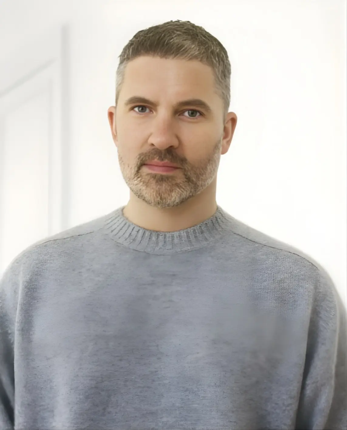 Mark Thomas Exits Carven