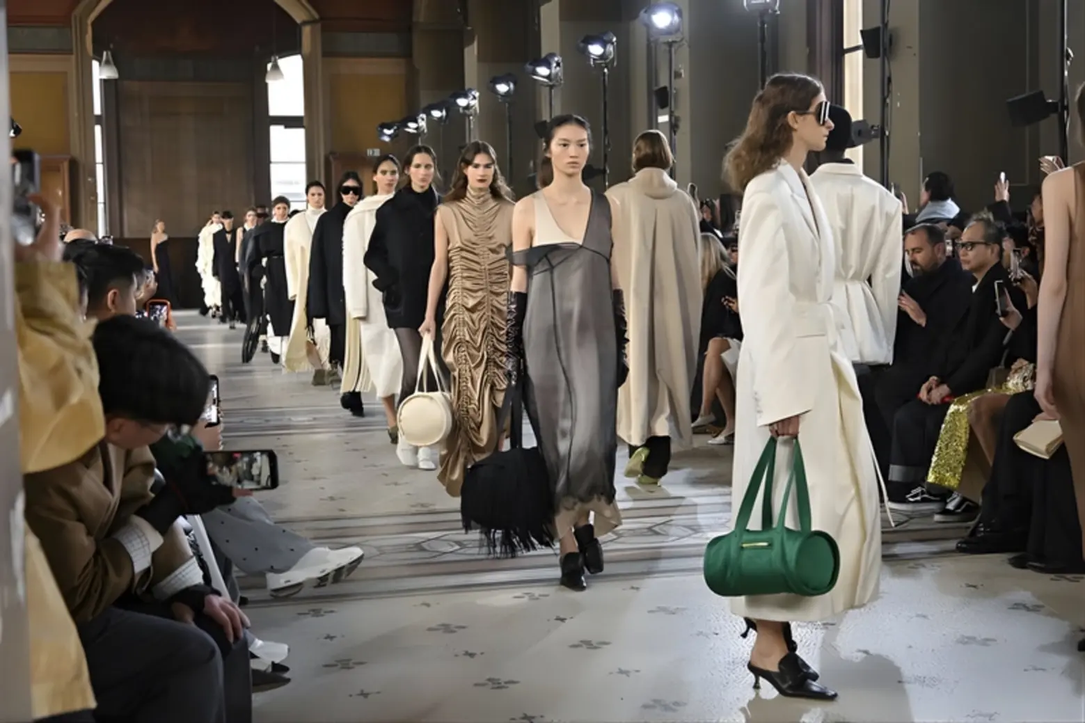 Mark Thomas Exits Carven Mark Thomas Exits Carven