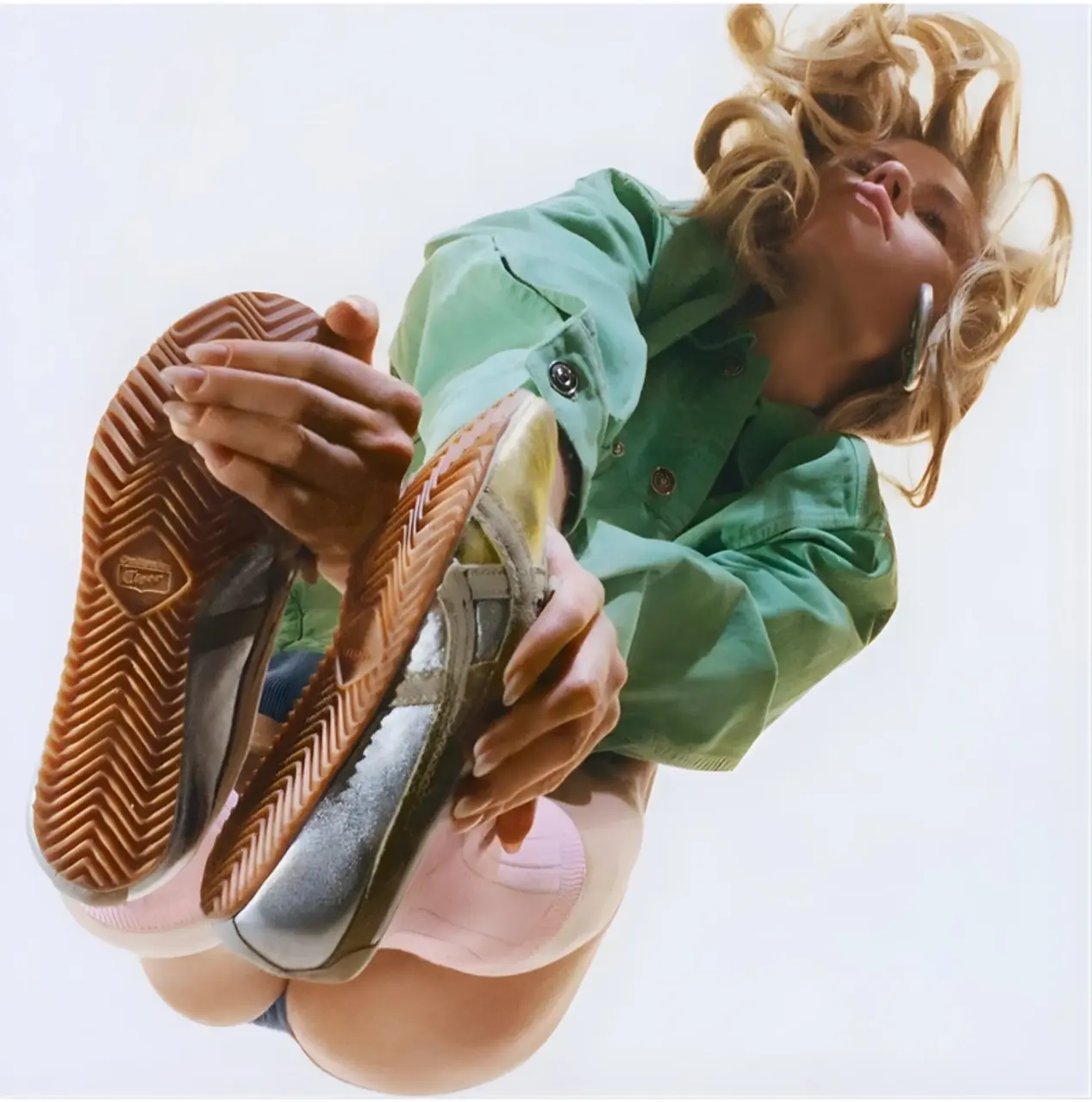 Versace x Onitsuka Tiger, 2026 Versace x Onitsuka Tiger, 2026 1