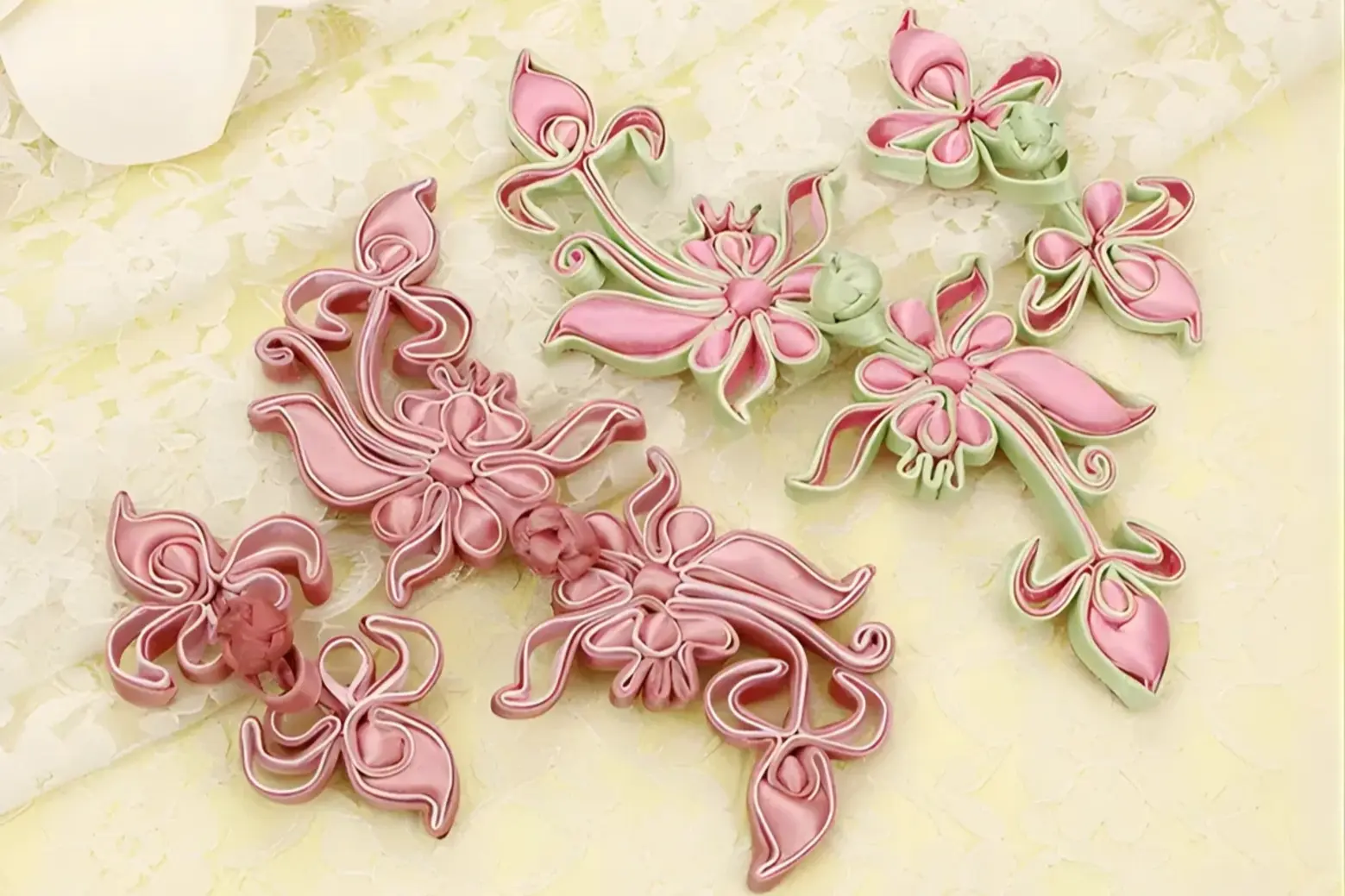 Pankou knots Qipao knots