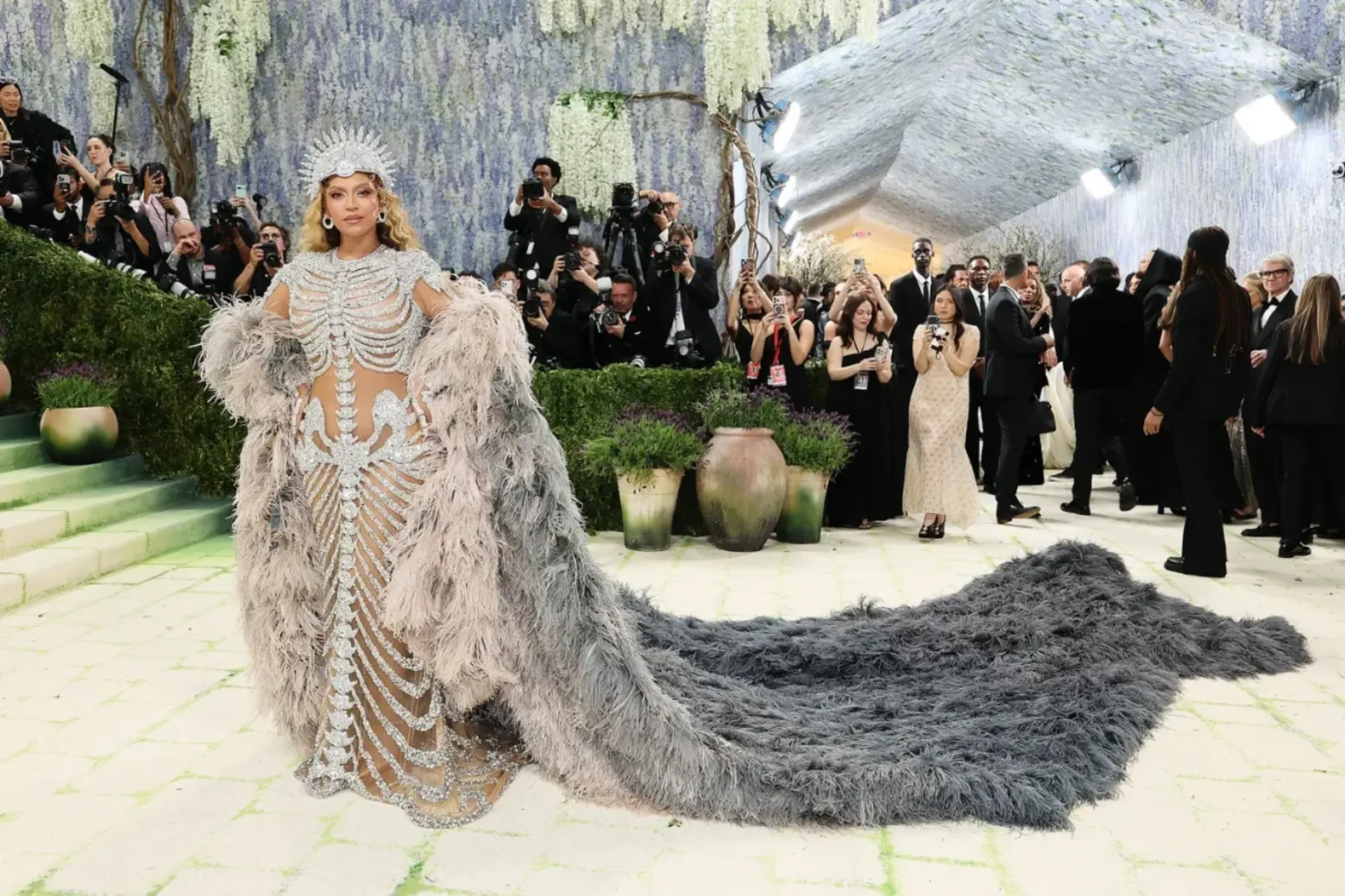 Beyoncé in Olivier Rousteing Met Gala 2026 c