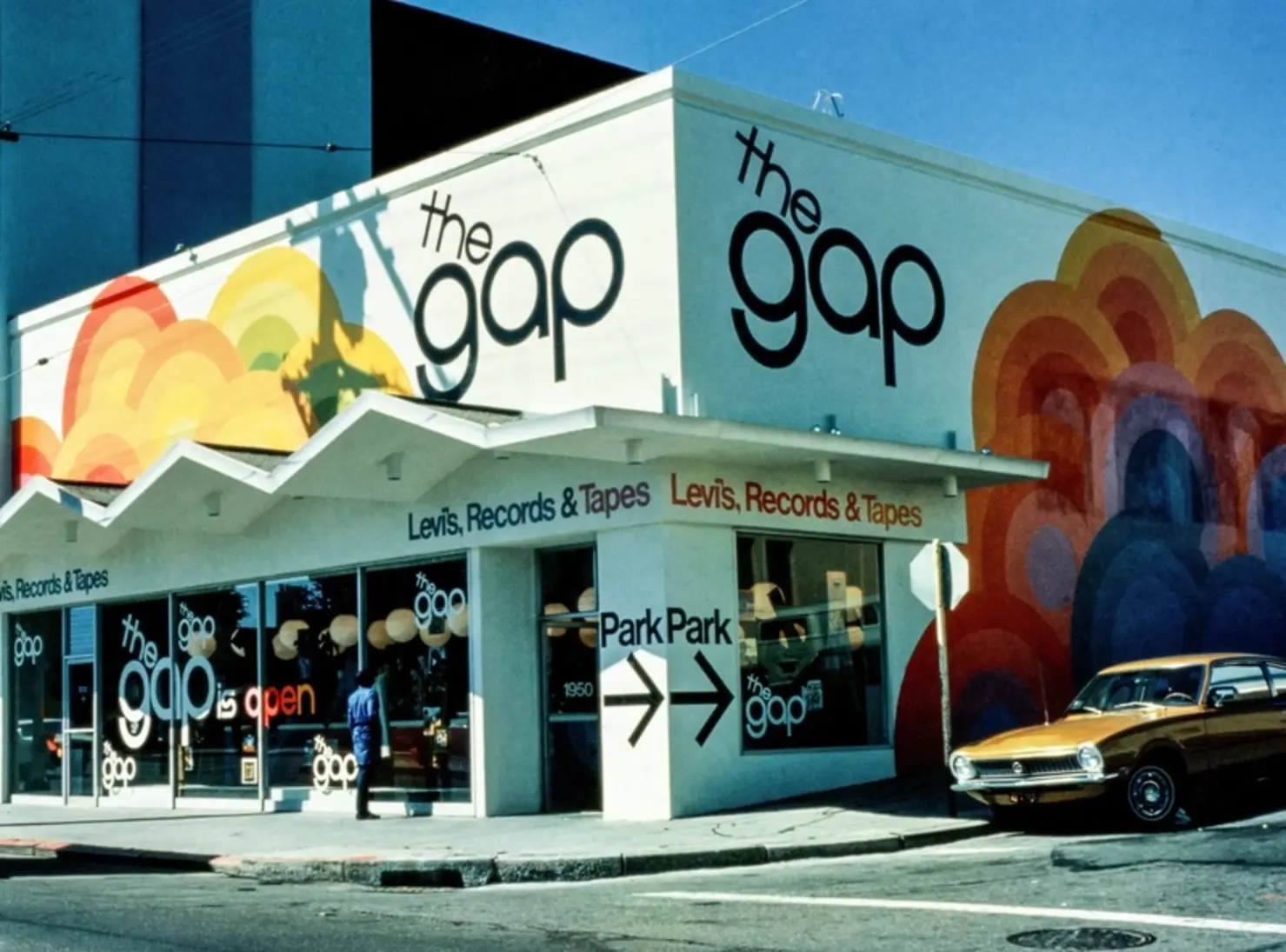 The first Gap Store on Ocean Avenue in San Francisco opened in 1969 Gap Co-Founder Doris Fisher Dies at 94
