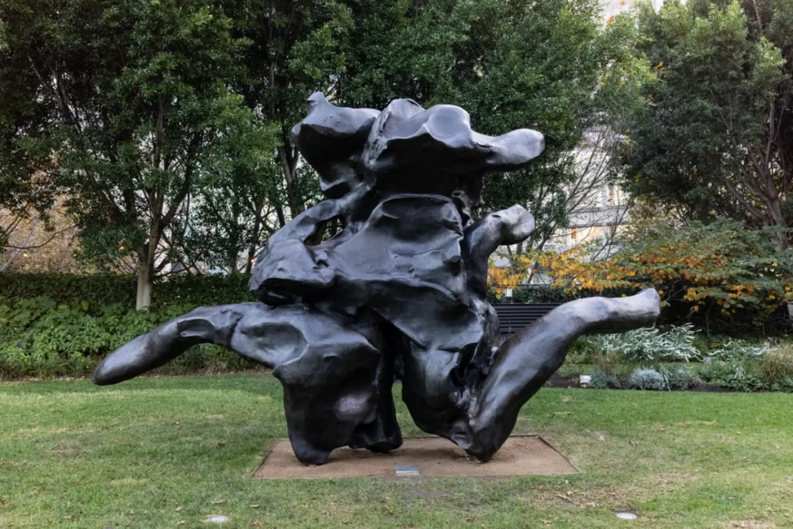 Standing Figure, 1969 (cast 1984) De Kooning luxury art collecting