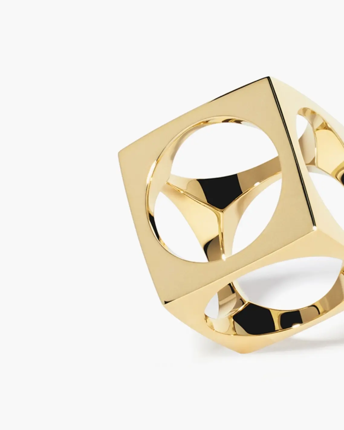 Dinh Van quiet luxury accessories