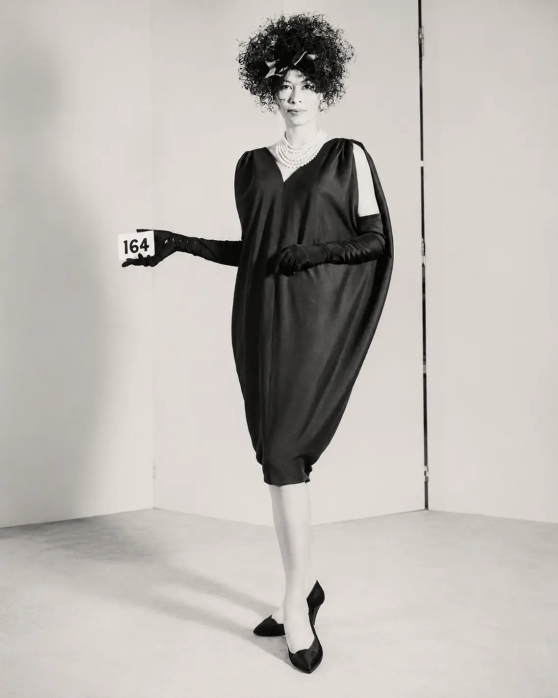 Balenciaga sack Dress, 1957 barrel silhouette 5
