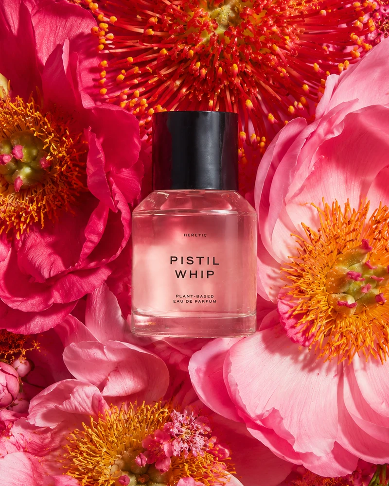 Rain Perfumes That Turn Summer Into A Pouring-Sky Love Scene 2 Rain Perfumes That Turn Summer Into A Pouring-Sky Love Scene 2