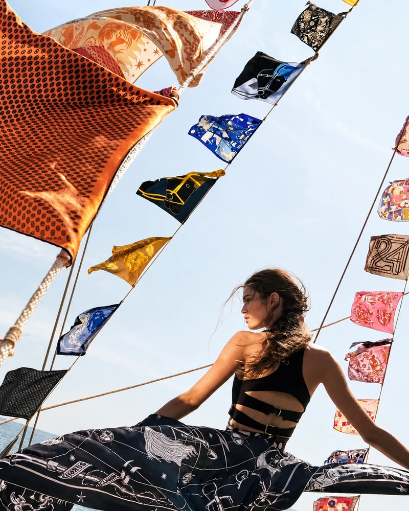 Desire Theory: Hermès Says Wait, And Chanel Says Come Closer 