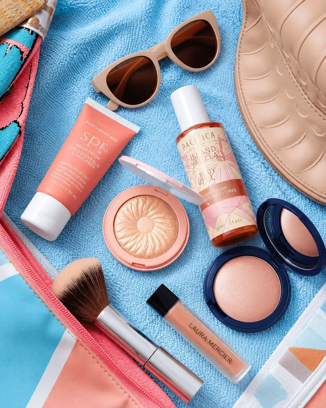 Packing a Summer Beauty Kit for Vacation: Less, But Better