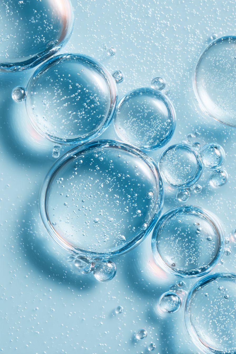 The Glow Between Destinations: Inside The Micro-Hydration Ritual Of Jet-Setters