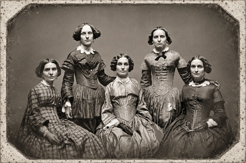 1840s Victorian style Victorian Style: The Eternal Roots of the Skeletal Divine Body 9