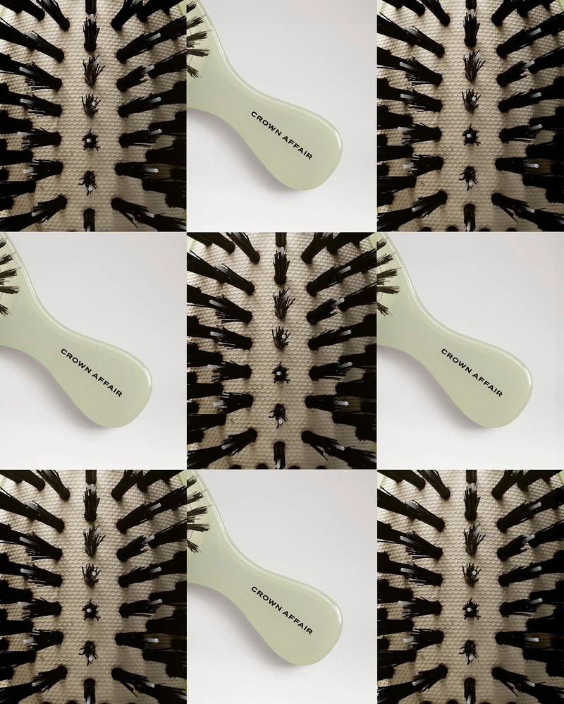 The Luxury Hairbrush Made Scalp Care Bougie