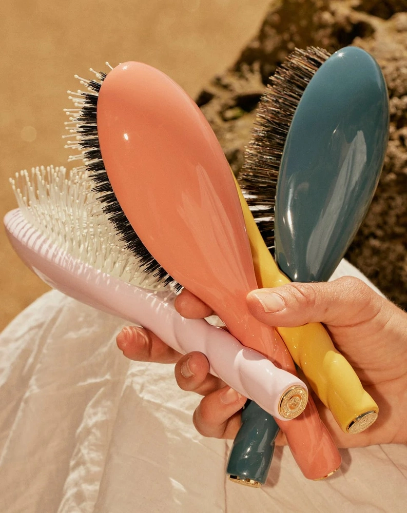 La Bonne Brosse The Luxury Hairbrush Made Scalp Care Bougie 6