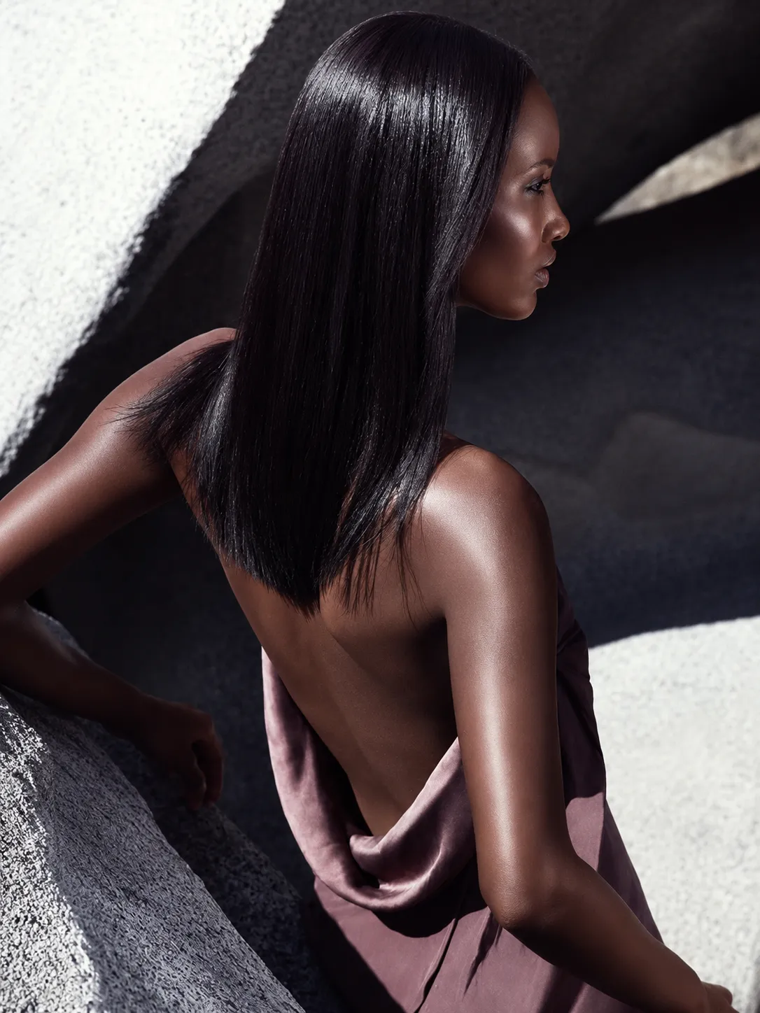 Can Sleek Hair Still Make a Statement?