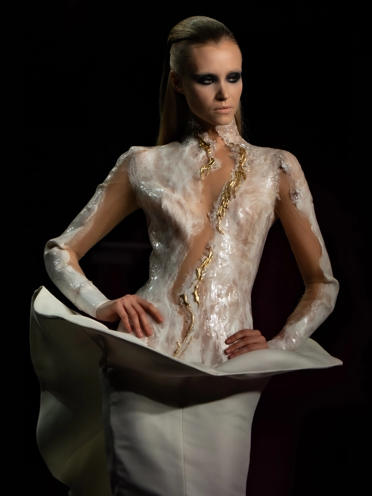 Dalida Owned the Stage at Stéphane Rolland Fall 2026 Couture