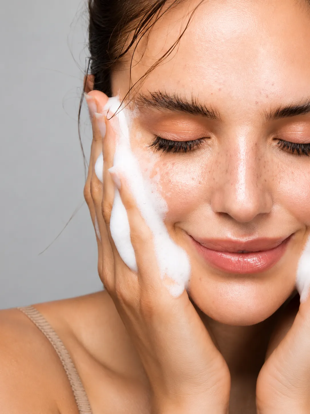 Can Smarter Skincare Change the Way Your Skin Ages?