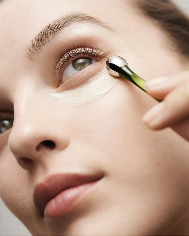 Hydrated under-eyes, softer-looking lines eye care routine Hydrated under-eyes, softer-looking lines