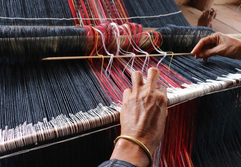 Traditional brocade weaving process practiced by the Bahnar people in Vietnam's Central Highlands Brocade Fabric: A Regal Tapestry of Power and Tradition 5