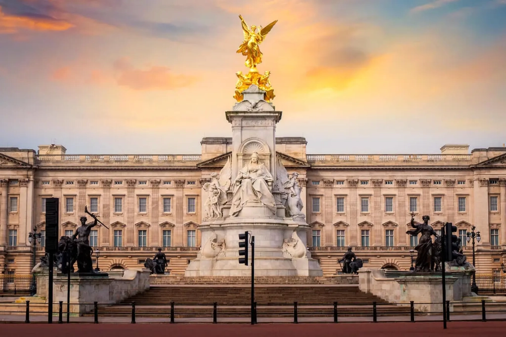 Buckingham Palace London