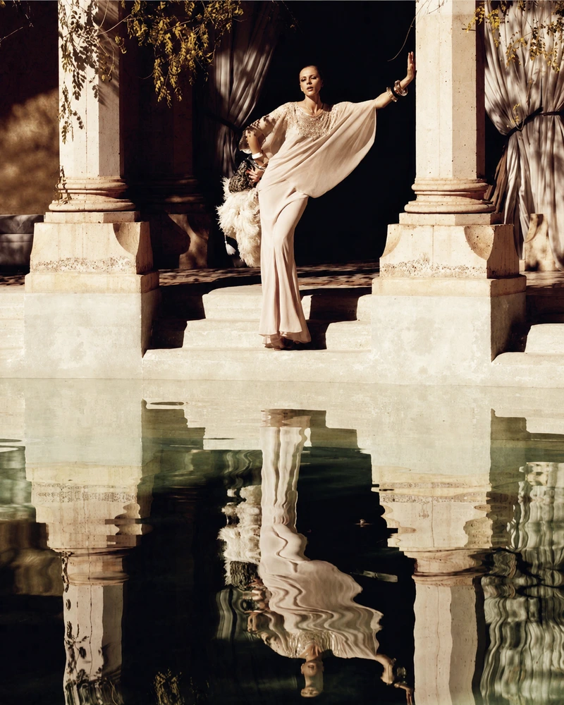 Ancient Greek Style: The Fold That Summoned Goddesses 54