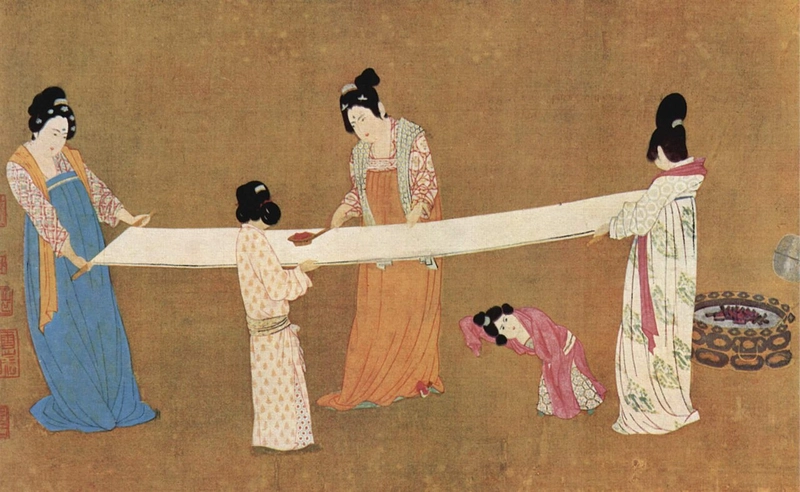 Court Ladies Preparing Newly-Woven Silk, a 12th-century Song dynasty painting Chiffon Fabric: Inside Its Weightless World 13