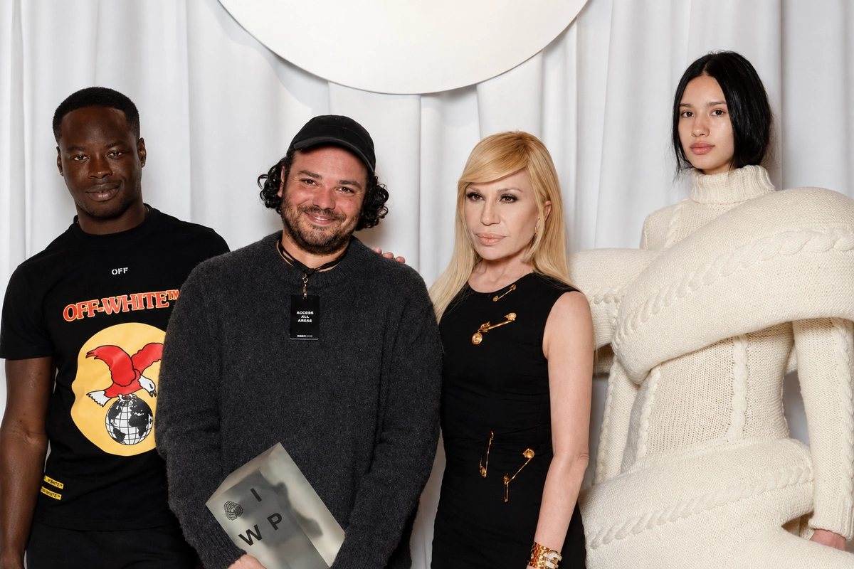 Ib Kamara, Duran Lantink, Donatella Versace and a model wearing a look by Duran Lantink Duran Lantink 11