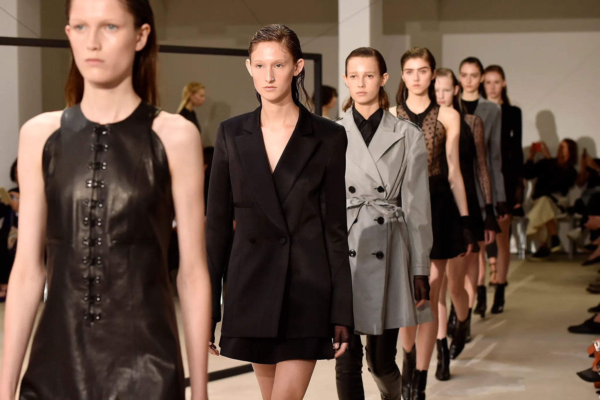 Olivier Theyskens Spring 2017 Olivier Theyskens: Every Exit Became Another Return 10