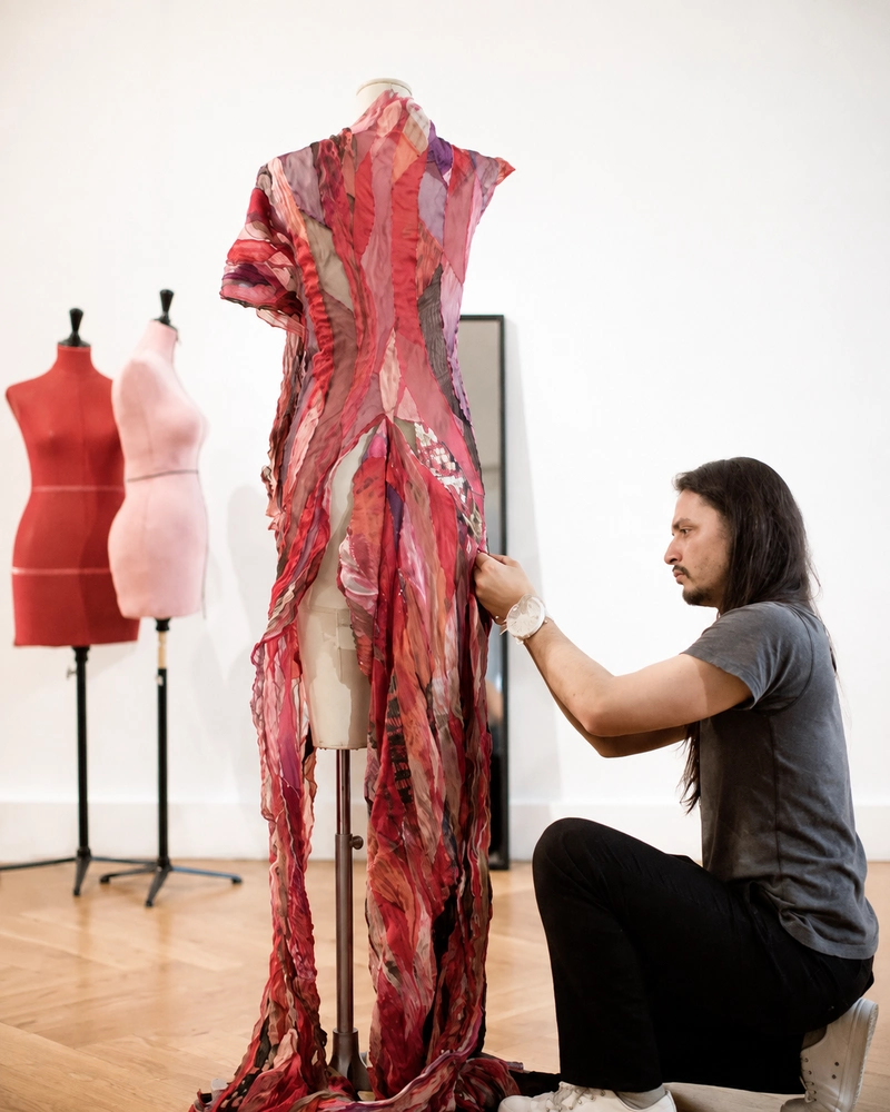 Olivier Theyskens Fall 2022 Olivier Theyskens: Every Exit Became Another Return 23
