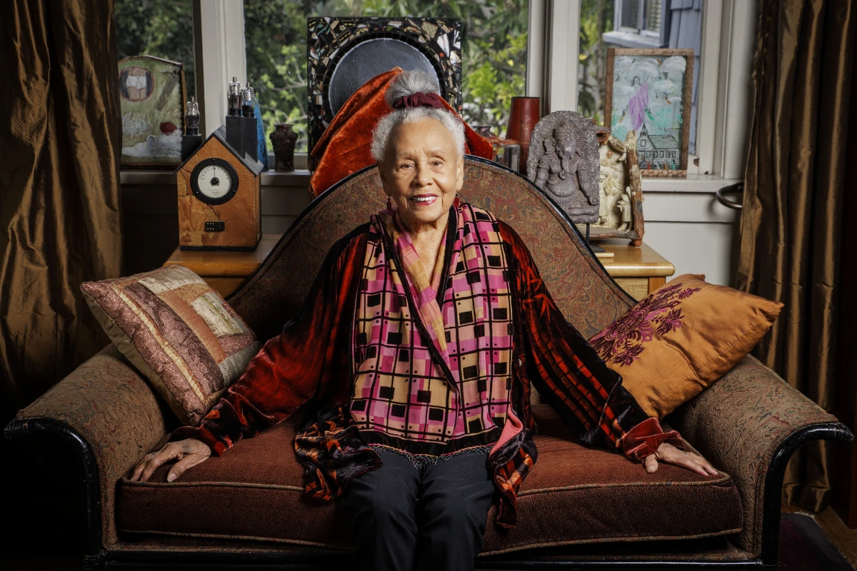 Betye Saar, Whose Works Challenged Racism, Dies At 99