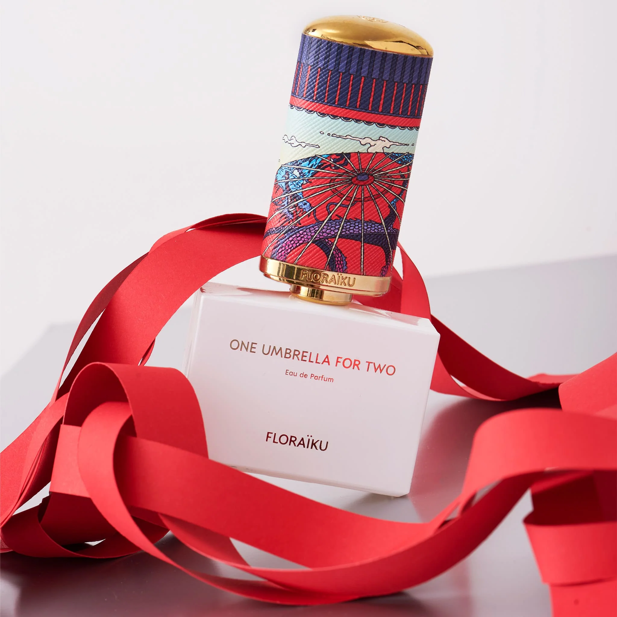 Floraïku One Umbrella for Two Rice Fragrance Is the New Way to Wear Comfort 4