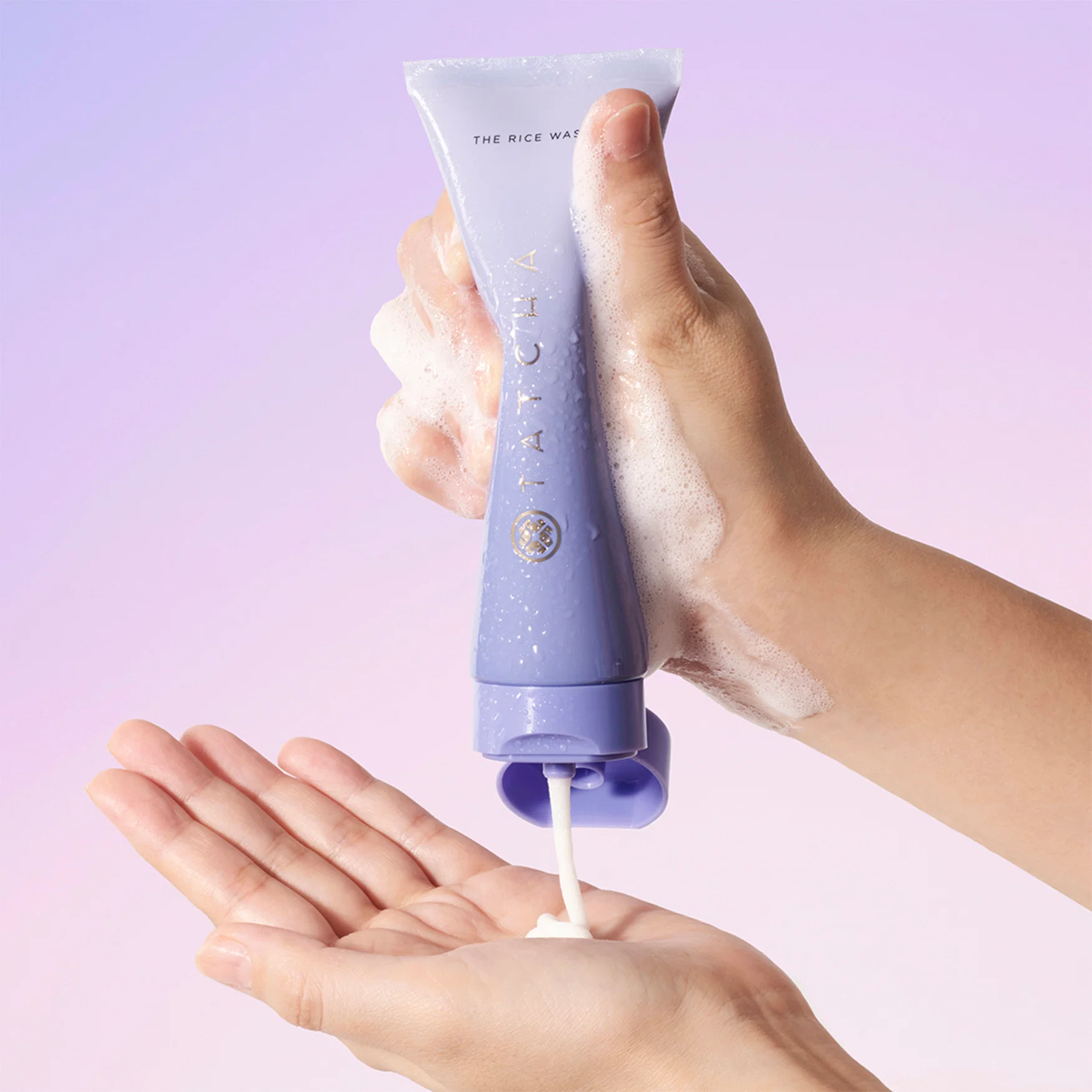 Face Washes for Dry Skin That Respect the Barrier 3
